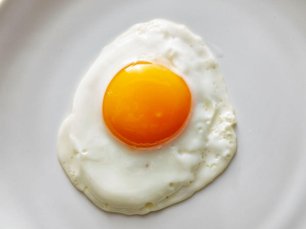 pristine-sunny-side-up-eggs